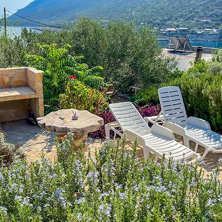 2 Bedroom Gorgeous In