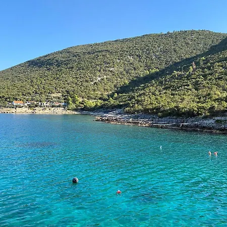 2 Bedroom Gorgeous In Lägenhet *